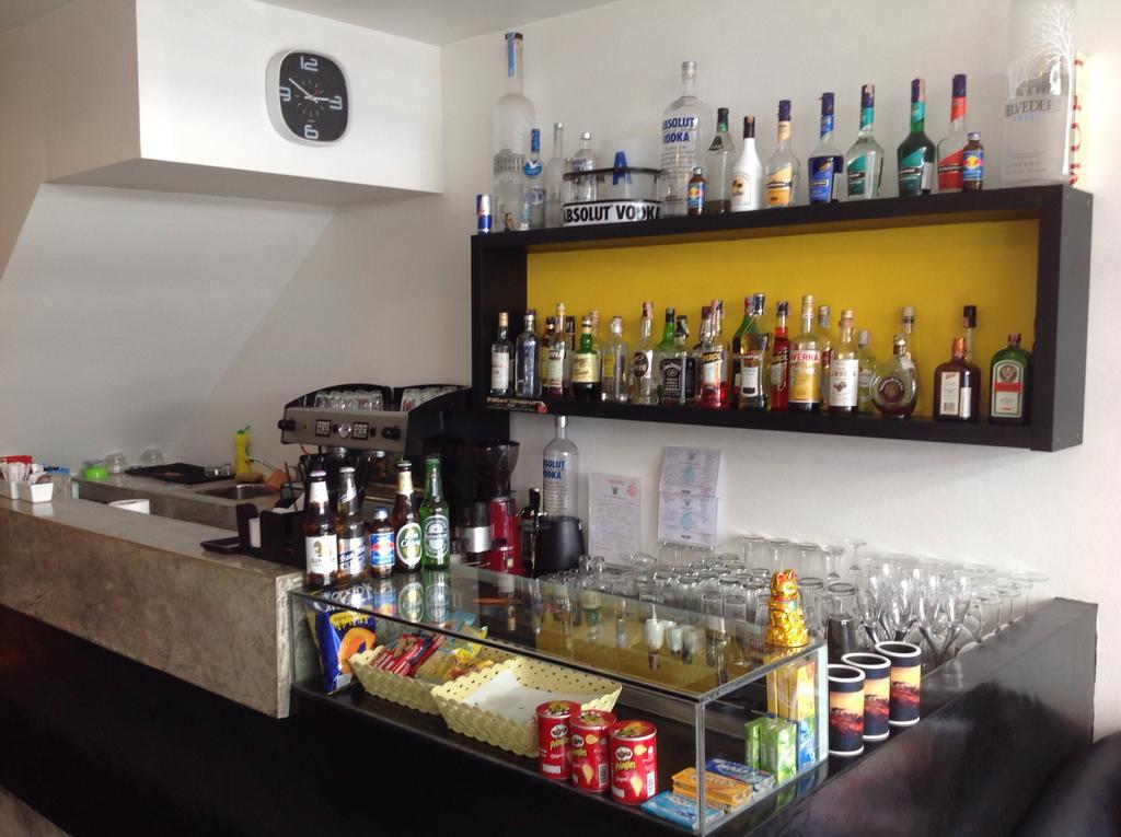 Sunshine Guesthouse Patong Eksteriør billede