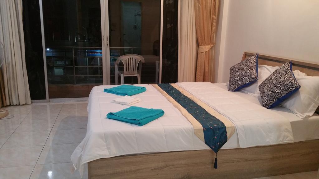 Sunshine Guesthouse Patong Eksteriør billede