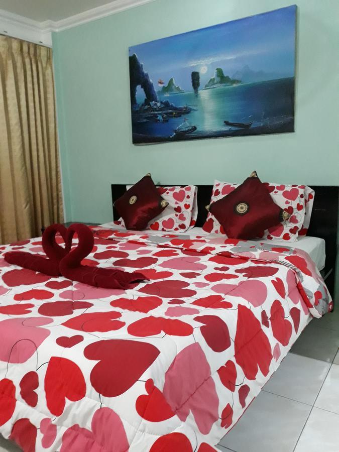 Sunshine Guesthouse Patong Eksteriør billede