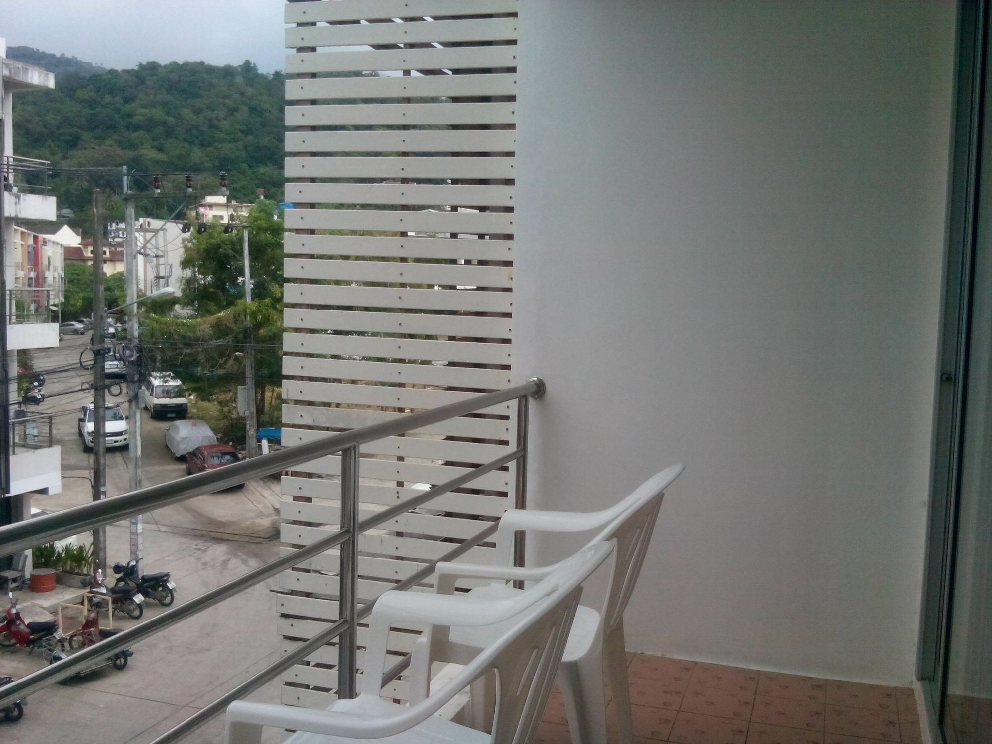 Sunshine Guesthouse Patong Eksteriør billede